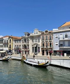 Bootjes en mooie huizen Aveiro